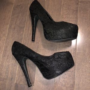 🎈2/20$🎈 Ardene 6 Inch Lace Heels